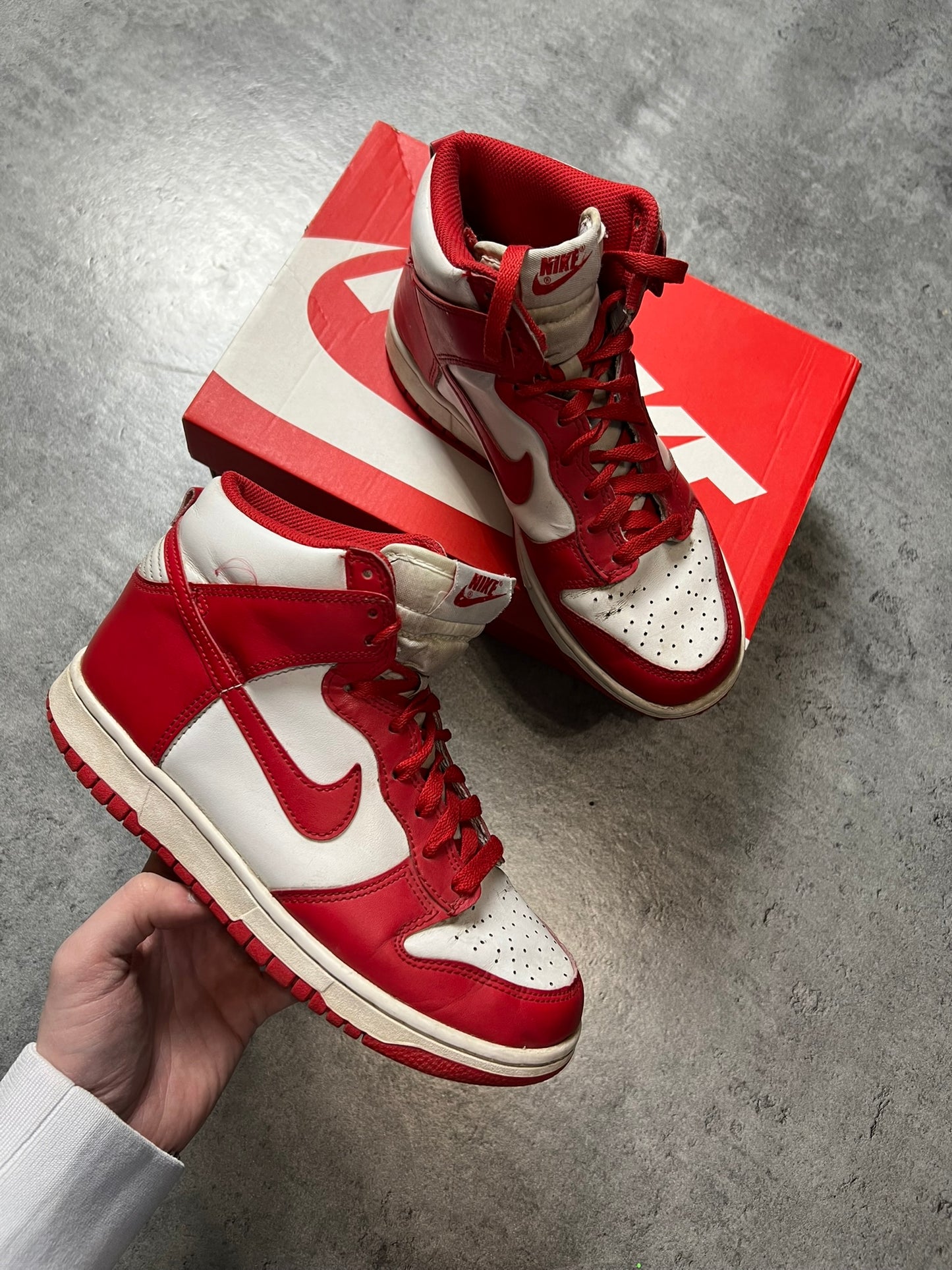 NIKE DUNK HIGH CZERWONO-BIAŁE