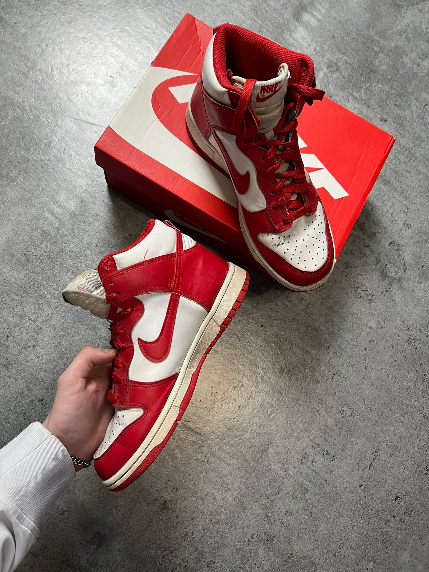 NIKE DUNK HIGH CZERWONO-BIAŁE