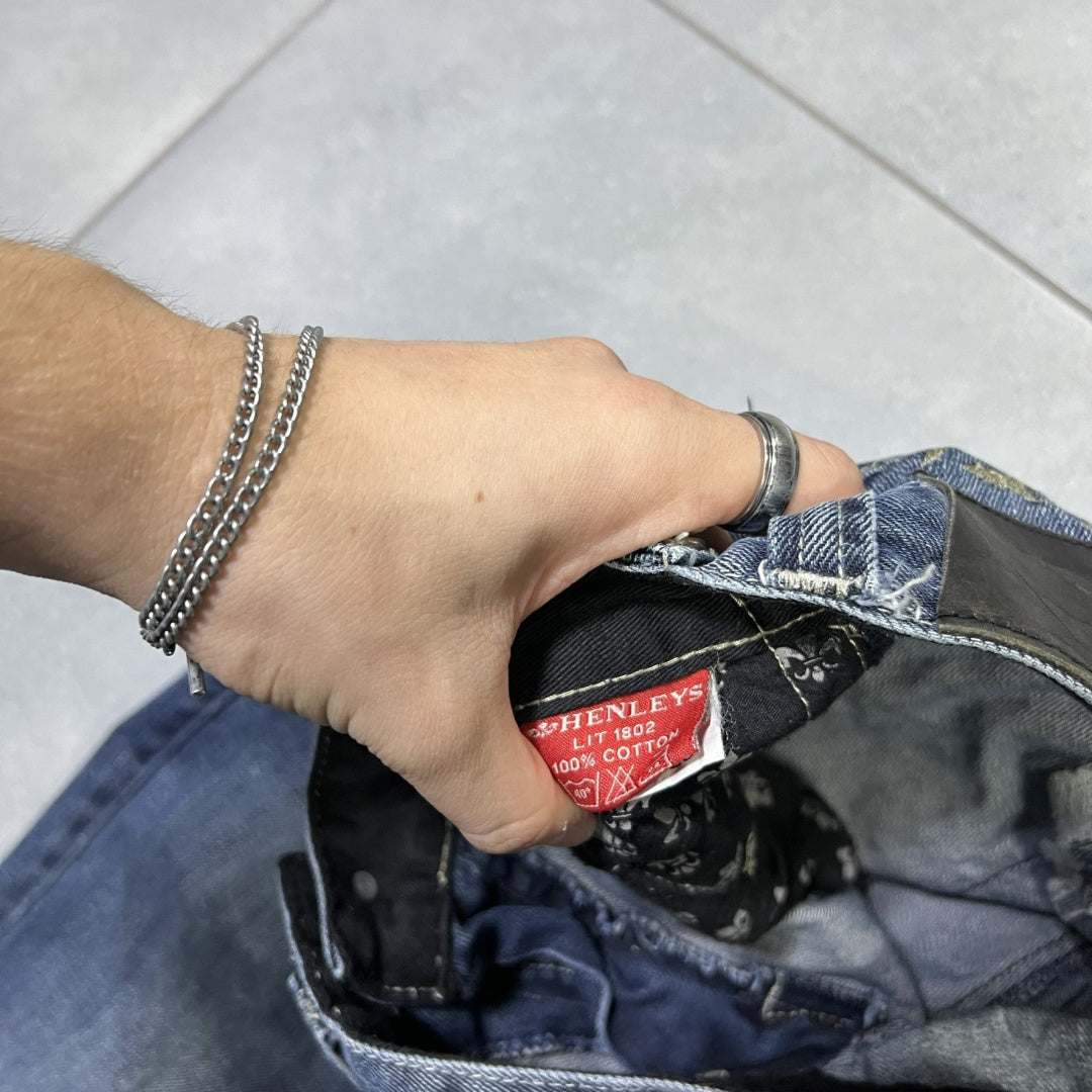 HENLEYS JEANS Z HAFTEM