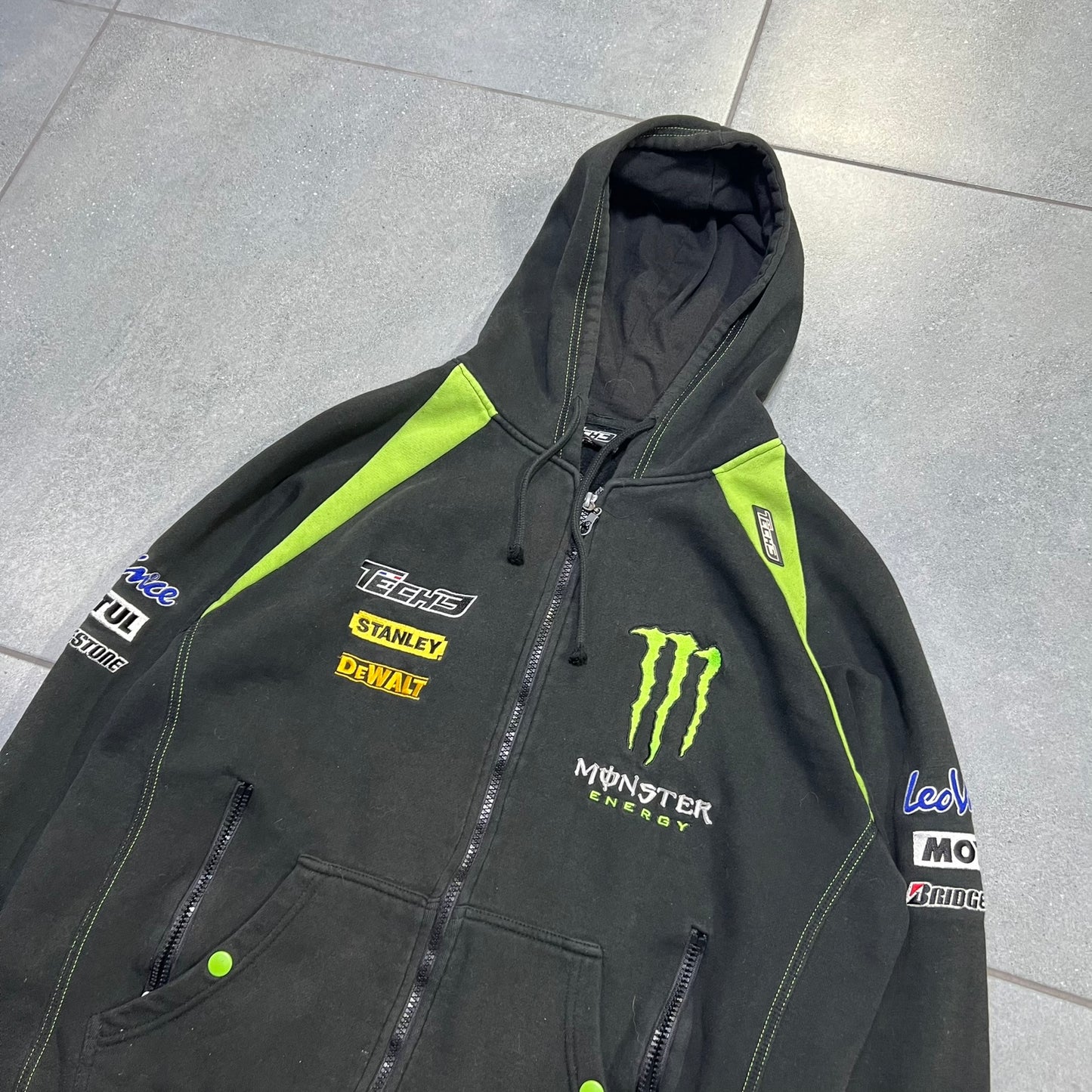 MONSTER BLUZA ZIP Z HAFTAMI