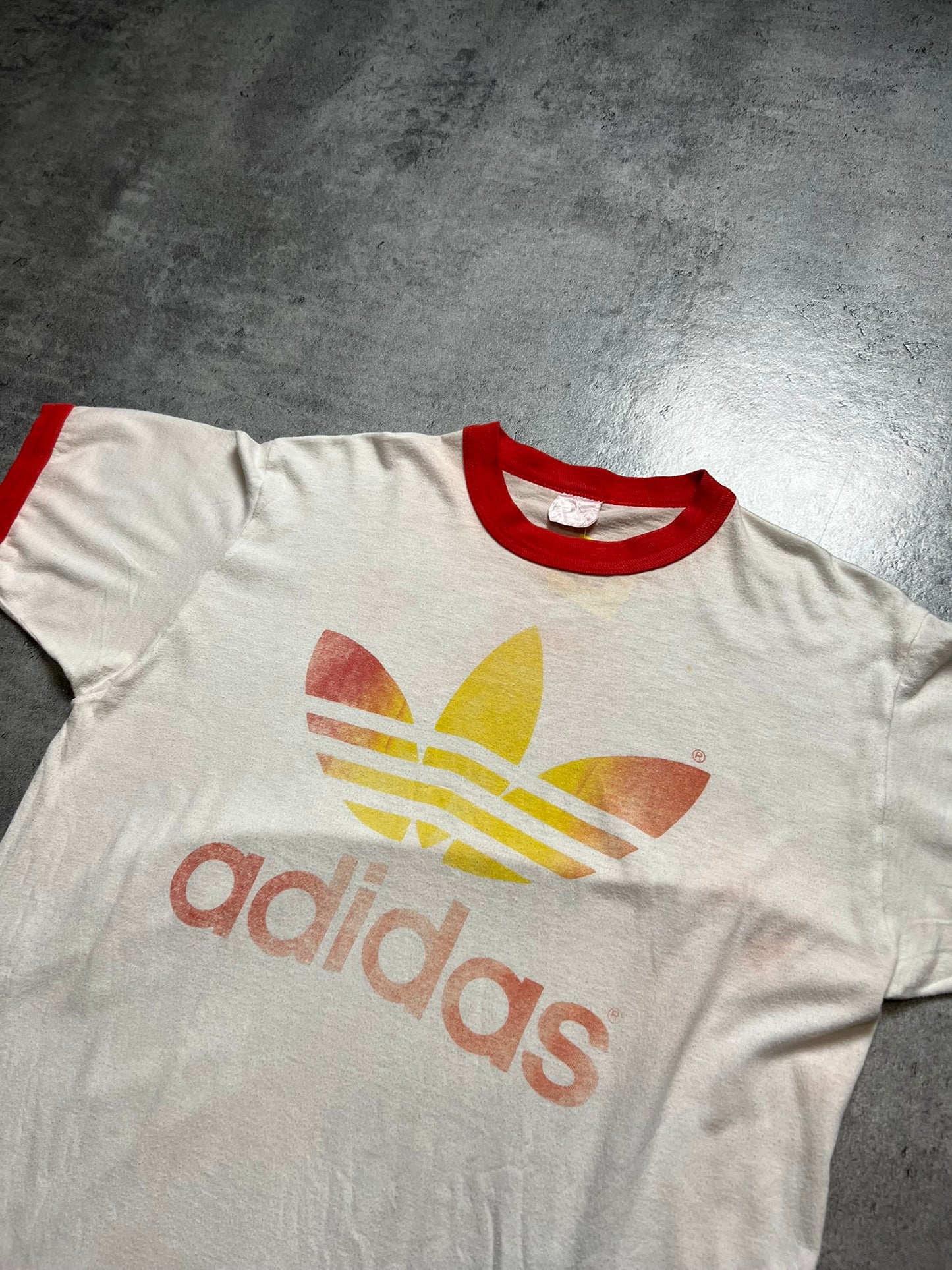 ADIDAS KOSZULKA Z LOGO