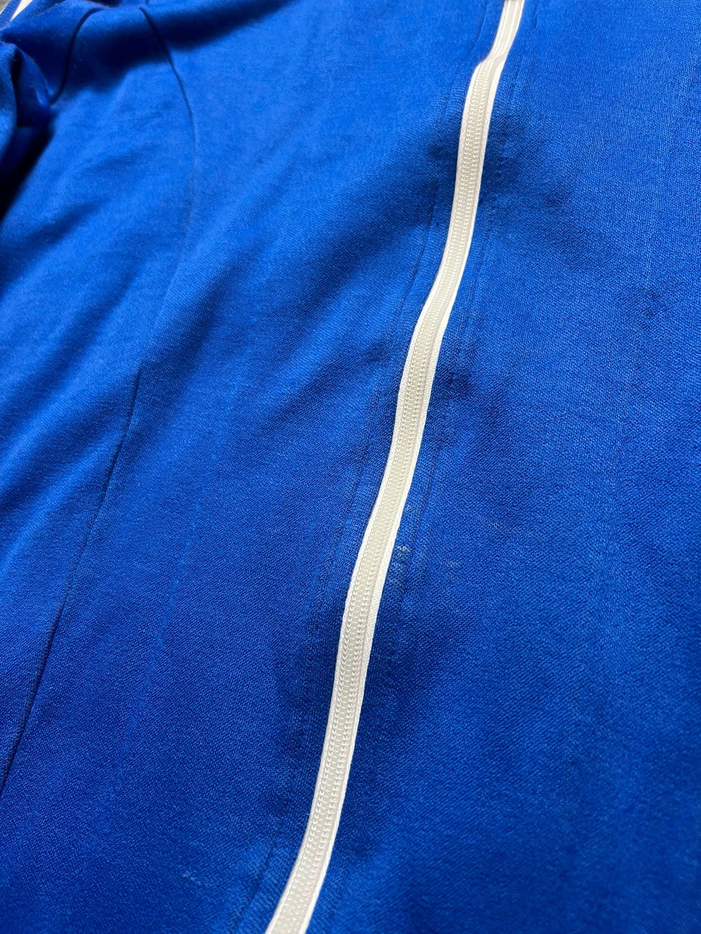 ADIDAS NIEBEISKA BLUZA ZIP